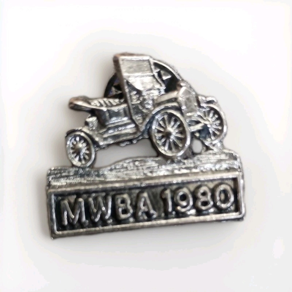 Vintage 1980 Ford Model T MWBA Michigan Women's Bowling Assoc Lapel Pin Pinback